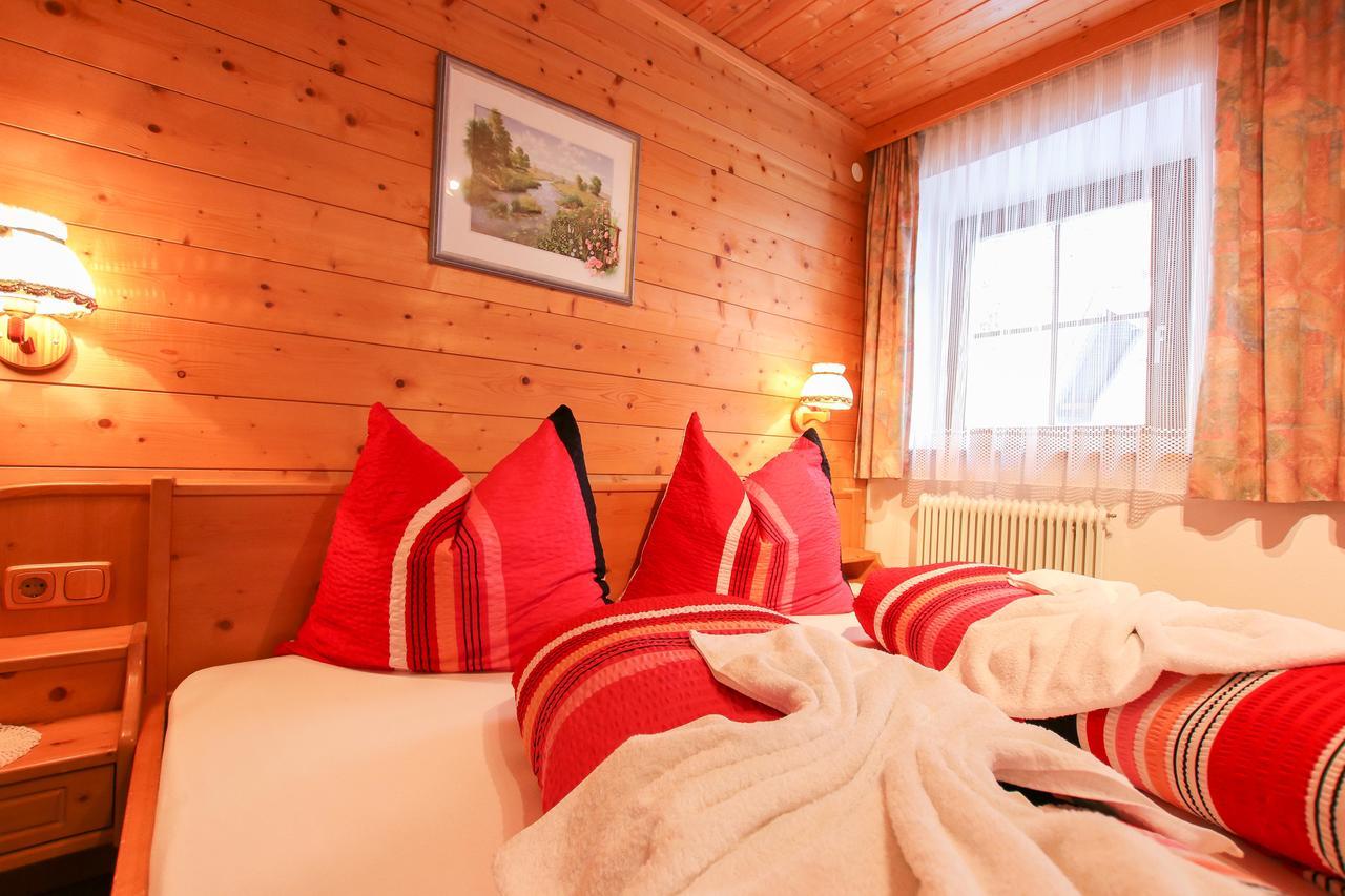 Gasthof-Pension Frohnwies Weissbach bei Lofer Exterior photo
