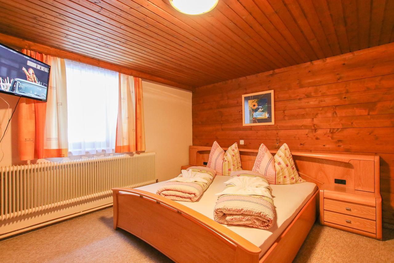 Gasthof-Pension Frohnwies Weissbach bei Lofer Exterior photo