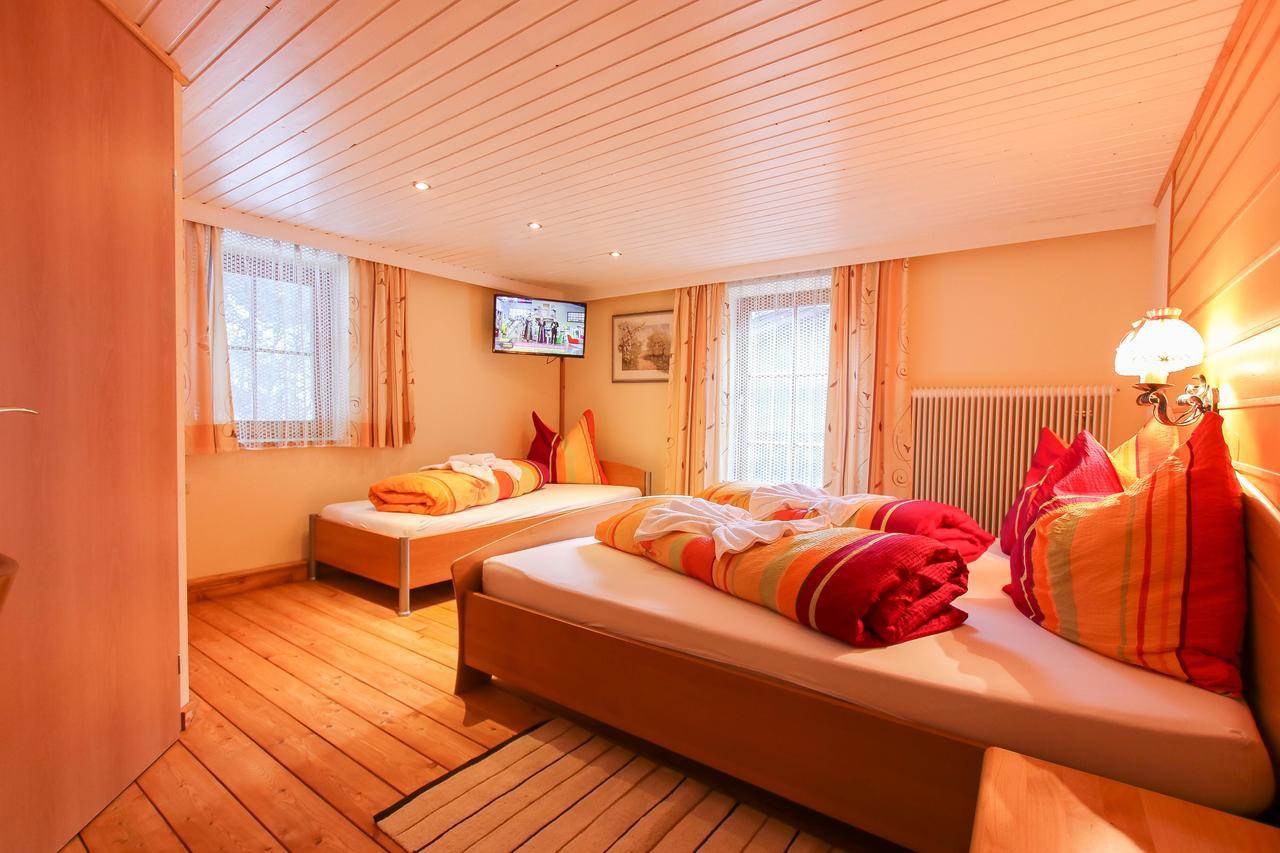 Gasthof-Pension Frohnwies Weissbach bei Lofer Exterior photo